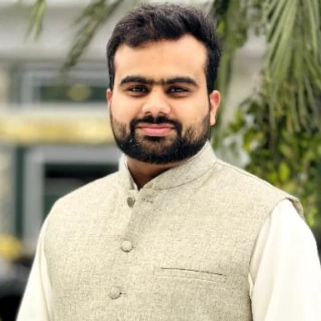 Zubair M.